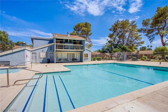 2456 Paradise Village Way, Las Vegas, NV 89120