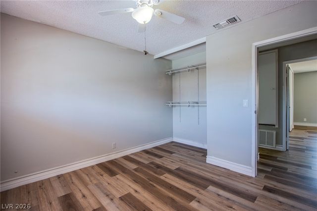 2456 Paradise Village Way, Las Vegas, NV 89120