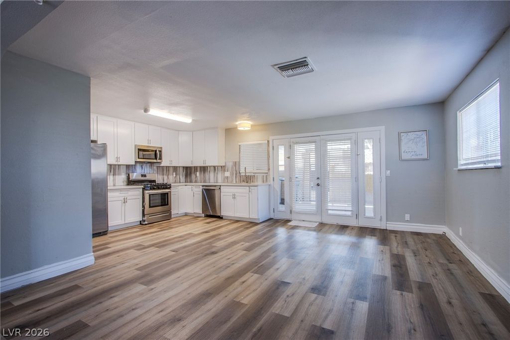 2456 Paradise Village Way, Las Vegas, NV 89120 — photo 3