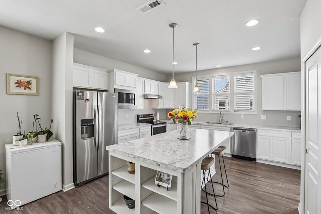 13456 Ravenswood Trail, Fishers, IN 46037