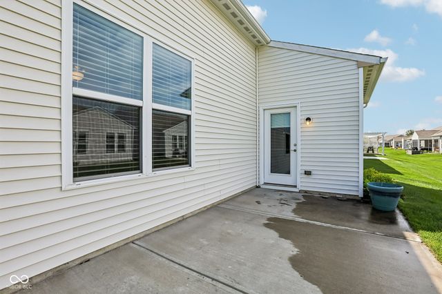 13456 Ravenswood Trail, Fishers, IN 46037