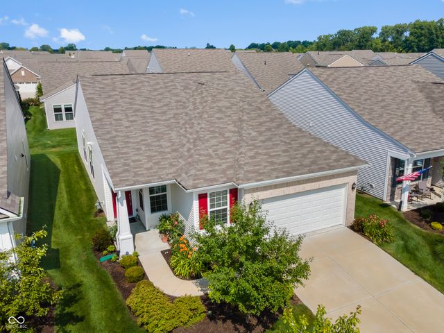 13456 Ravenswood Trail, Fishers, IN 46037