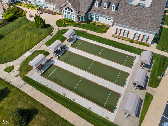 13456 Ravenswood Trail, Fishers, IN 46037