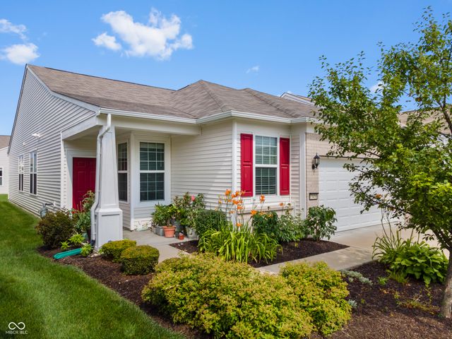13456 Ravenswood Trail, Fishers, IN 46037