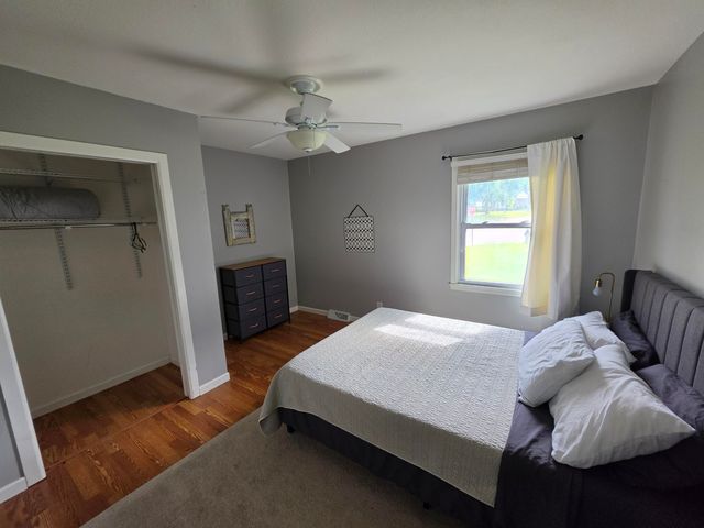 4712 W GEORGETOWN DR, Columbia, MO 65203