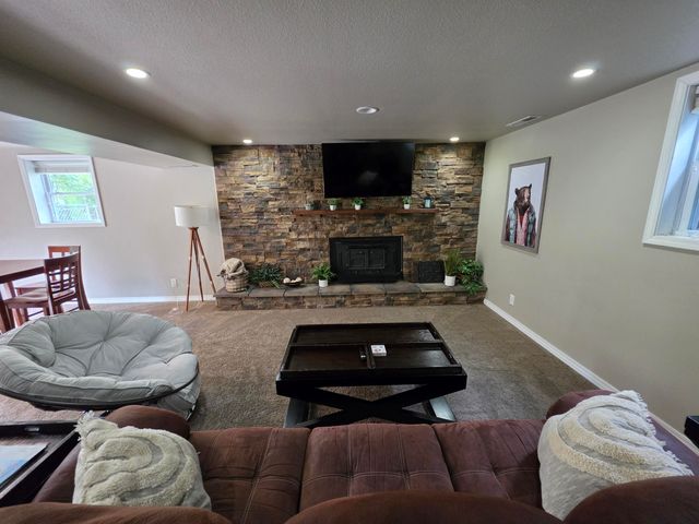 4712 W GEORGETOWN DR, Columbia, MO 65203