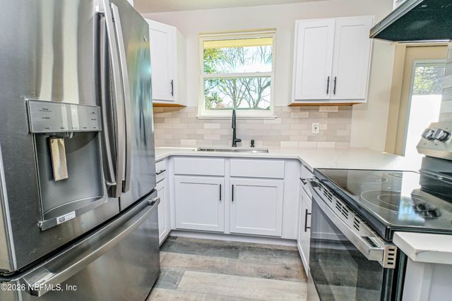 406 BARBARA Circle, Macclenny, FL 32063