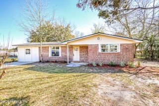 406 BARBARA Circle, Macclenny, FL 32063