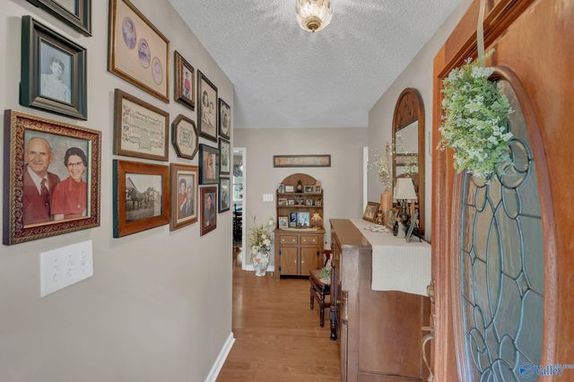 352 J B Hawkins Road, Gurley, AL 35748