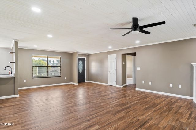 2115 Bradley Lane, Sevierville, TN 37876