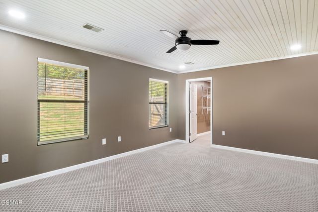 2115 Bradley Lane, Sevierville, TN 37876