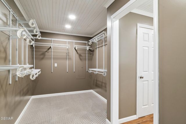2115 Bradley Lane, Sevierville, TN 37876