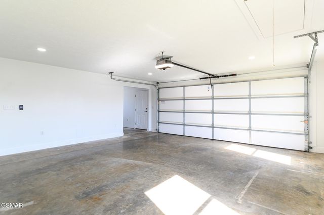 2115 Bradley Lane, Sevierville, TN 37876