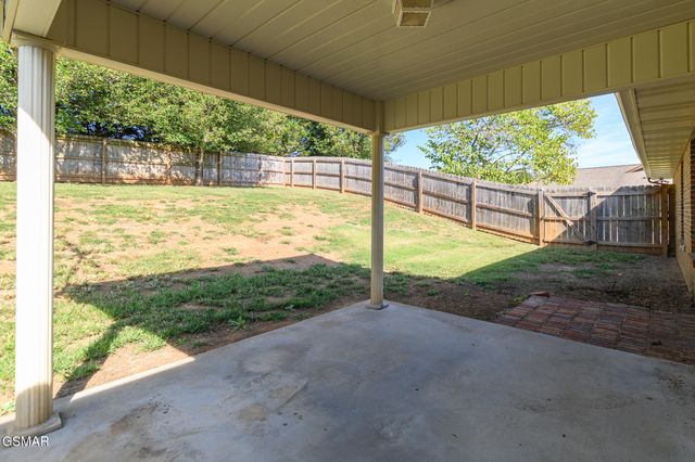 2115 Bradley Lane, Sevierville, TN 37876