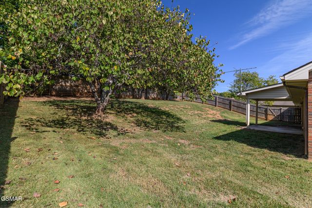 2115 Bradley Lane, Sevierville, TN 37876