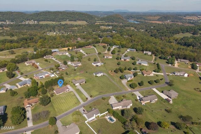 2115 Bradley Lane, Sevierville, TN 37876