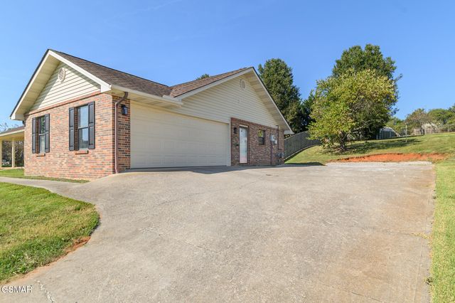 2115 Bradley Lane, Sevierville, TN 37876