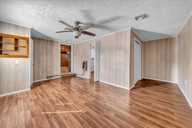 416 Juniper Ln, Smithville, TN 37166