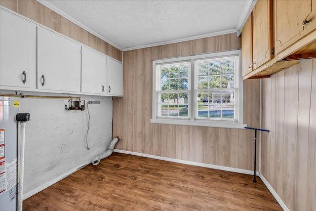 416 Juniper Ln, Smithville, TN 37166