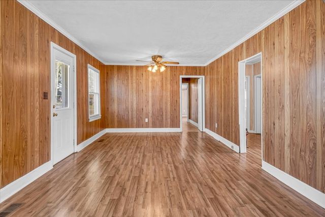 416 Juniper Ln, Smithville, TN 37166