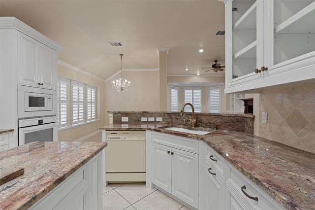 10321 Snapdragon DR, Austin, TX 78739