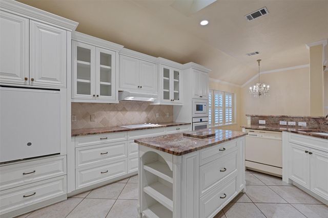 10321 Snapdragon DR, Austin, TX 78739