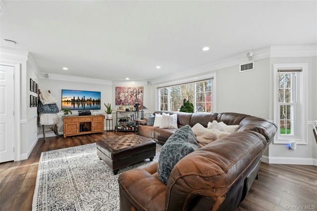 57 Beechwood Drive, Manorville, NY 11949