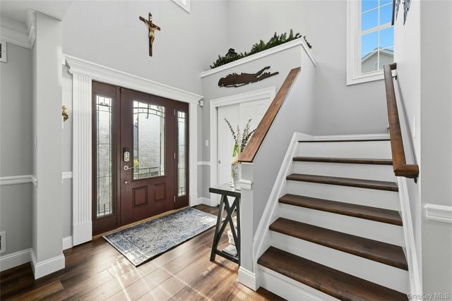 57 Beechwood Drive, Manorville, NY 11949