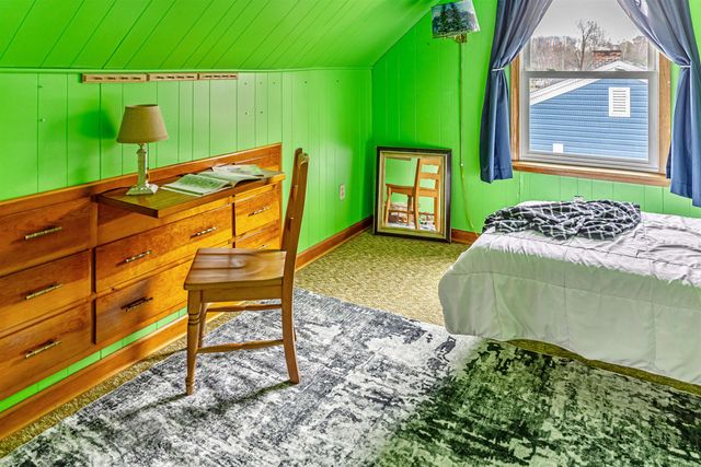 16 Seneca Avenue, Essex Junction, VT 05452