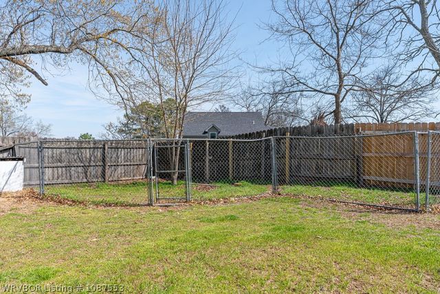 313 Stone Mountain Loop, Alma, AR 72921