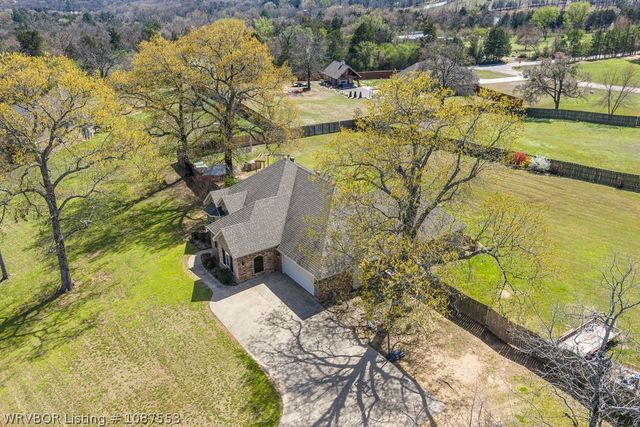 313 Stone Mountain Loop, Alma, AR 72921