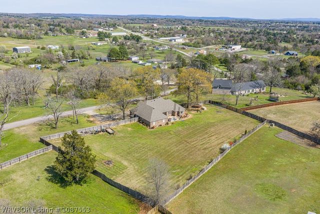 313 Stone Mountain Loop, Alma, AR 72921