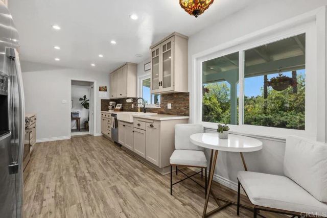 2194 Foothill Drive, Vista, CA 92084