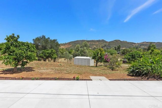 2194 Foothill Drive, Vista, CA 92084