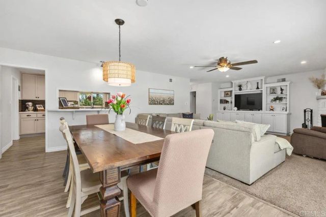 2194 Foothill Drive, Vista, CA 92084