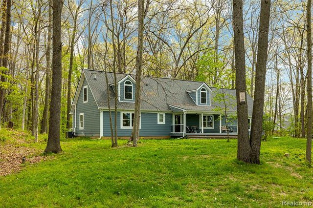 8470 Merrill Road, Whitmore Lake, MI 48189