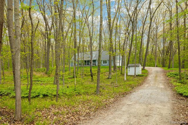 8470 Merrill Road, Whitmore Lake, MI 48189