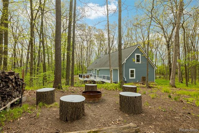 8470 Merrill Road, Whitmore Lake, MI 48189