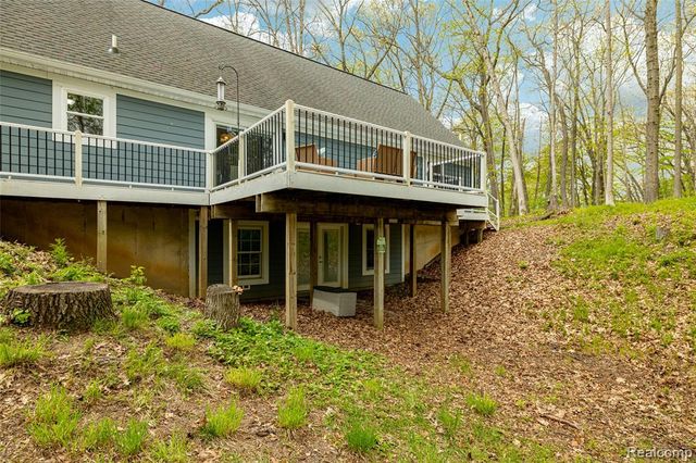8470 Merrill Road, Whitmore Lake, MI 48189