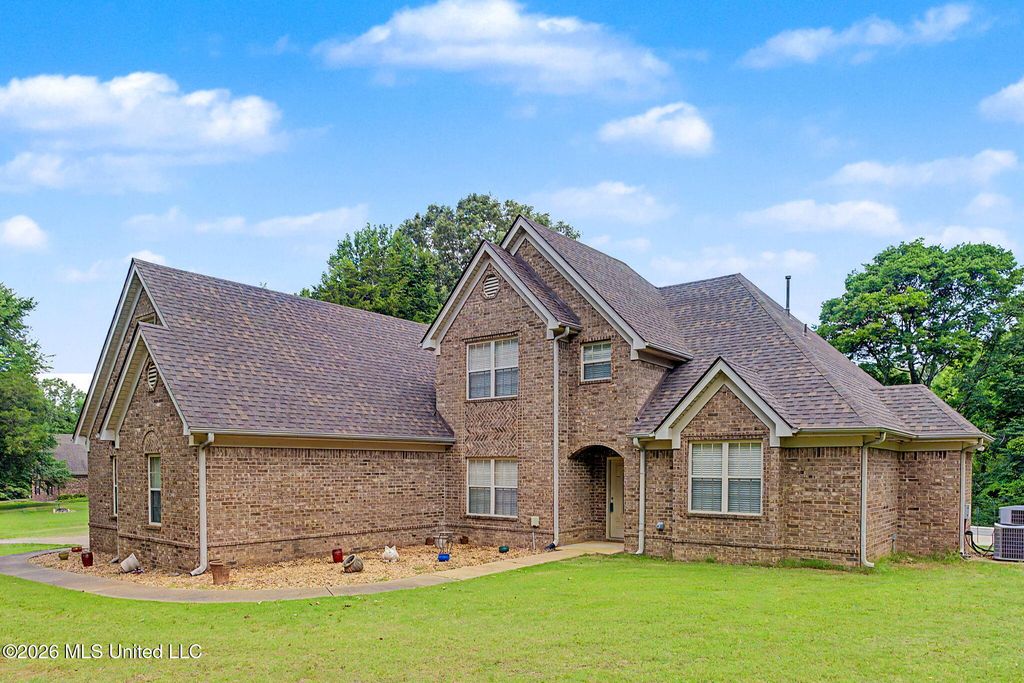 8980 Kerri Ruth Road, Hernando, MS 38632