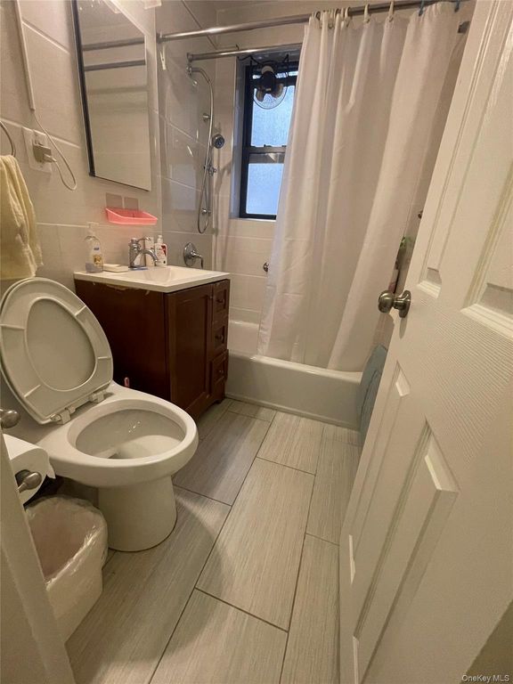 8425 Elmhurst Avenue 2S, Elmhurst, NY 11373 — photo 5