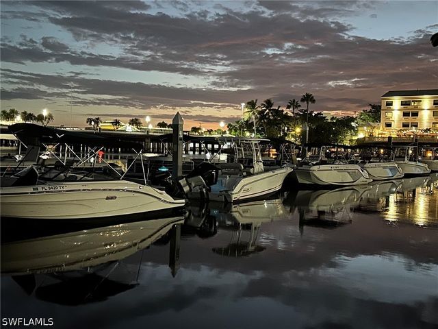 410 Bayfront PL 2503, Naples, FL 34102