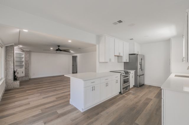 7417 Timberhill Drive, North Richland Hills, TX 76182