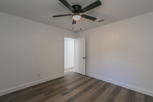 7417 Timberhill Drive, North Richland Hills, TX 76182