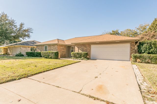 7417 Timberhill Drive, North Richland Hills, TX 76182