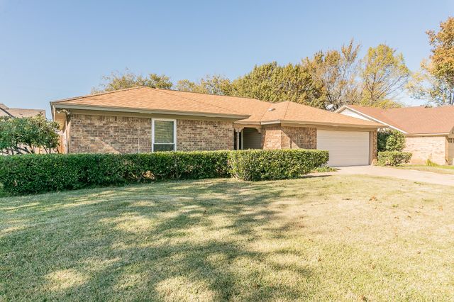 7417 Timberhill Drive, North Richland Hills, TX 76182