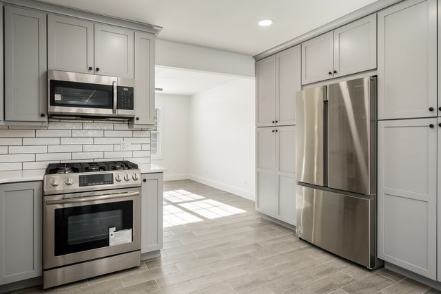 617 E 3rd Street, Byron, IL 61010