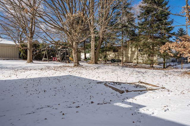 617 E 3rd Street, Byron, IL 61010