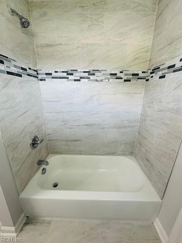 19 Prince James DR, Hampton, VA 23669