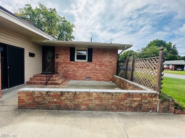 19 Prince James DR, Hampton, VA 23669